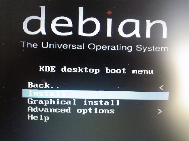 KDEデスクトップ環境でDebianをインストールする